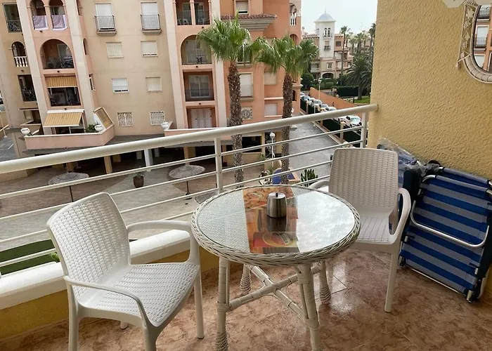 Calle Paralela Estocolmo 1, Two Bedrooms Near Locos And Consum Supermarket Torrevieja