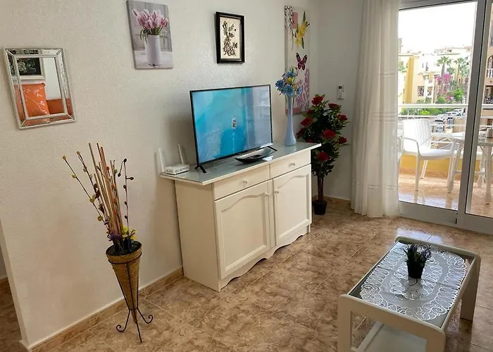 Calle Paralela Estocolmo 1, Two Bedrooms Near Locos And Consum Supermarket Torrevieja