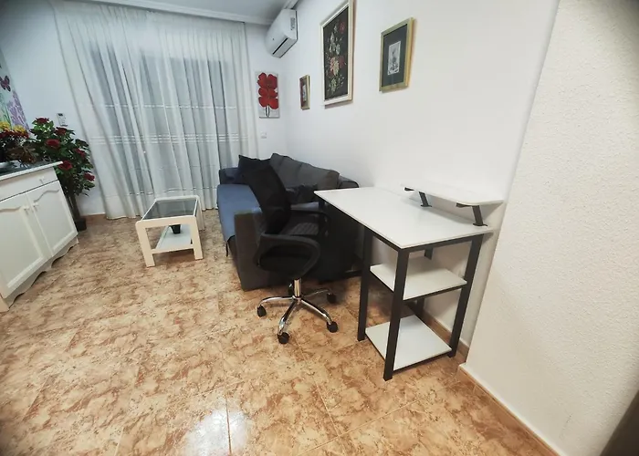 Calle Paralela Estocolmo 1, Two Bedrooms Near Locos And Consum Supermarket Apartment