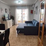 Calle Paralela Estocolmo 1, Two Bedrooms Near Locos And Consum Supermarket Lägenhet *