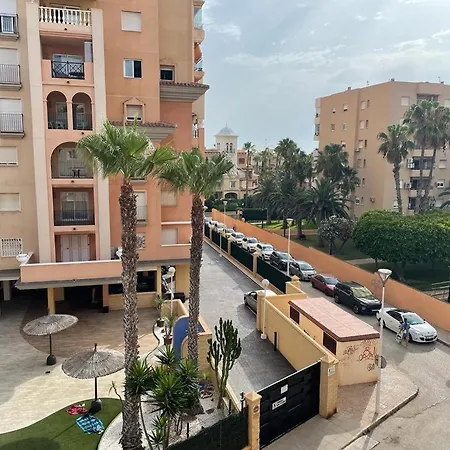Apartment Calle Paralela Estocolmo 1, Two Bedrooms Near Locos And Consum Supermarket *