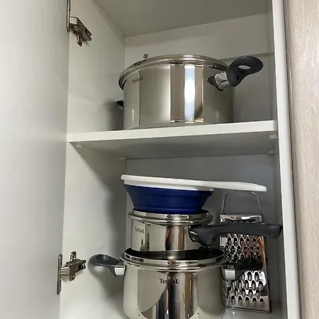 Apartment Calle Paralela Estocolmo 1, Two Bedrooms Near Locos And Consum Supermarket *