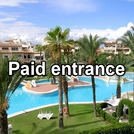 Calle Paralela Estocolmo 1, Two Bedrooms Near Locos And Consum Supermarket *