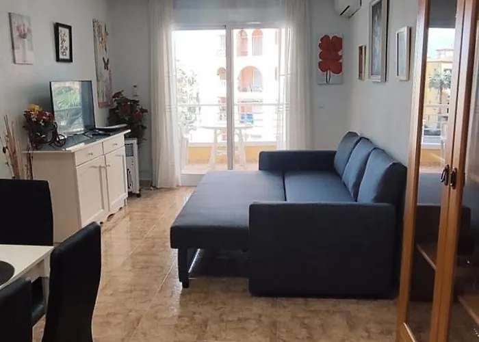 Calle Paralela Estocolmo 1, Two Bedrooms Near Locos And Consum Supermarket Apartment *