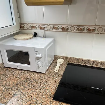 Calle Paralela Estocolmo 1, Two Bedrooms Near Locos And Consum Supermarket * Τορεβιέχα